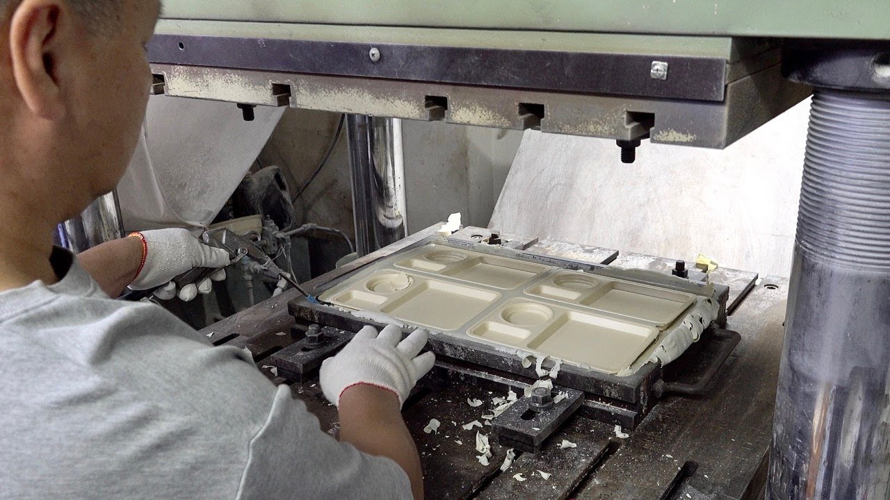 Процесс изготовления пищевой тарелки из меламиновой смолы. Таинственная посудная фабрика в Корее