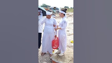 con cháu đưa tiễn bà lê thị dung 72 tuổi về cực lạc