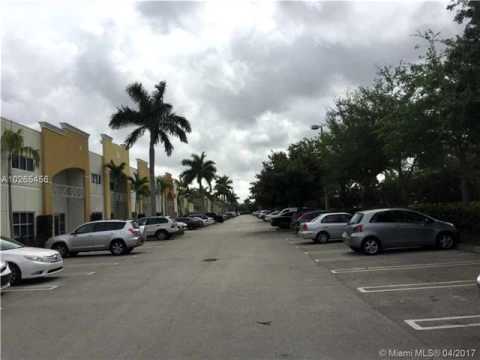 11251 NW 20th St, Doral, FL home video tour