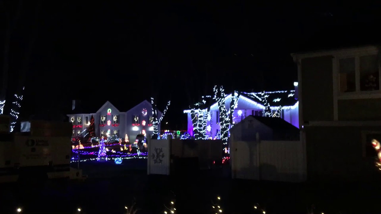 Beautiful Christmas Lights display in Saugus MA 2018. YouTube