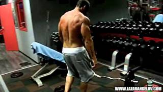 Lazar Angelov arms training