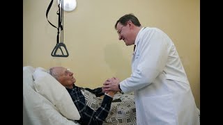 Дмитрий Азаров Поздравил С Днем Победы Ветеранов В Самарской Больнице Пирогова