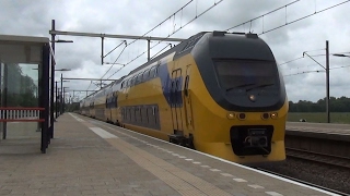 Virm 9564 Komt Door Station Voorschoten
