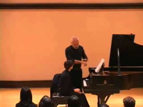 Vladimir Feltsman piano masterclass on Chopin Etude.