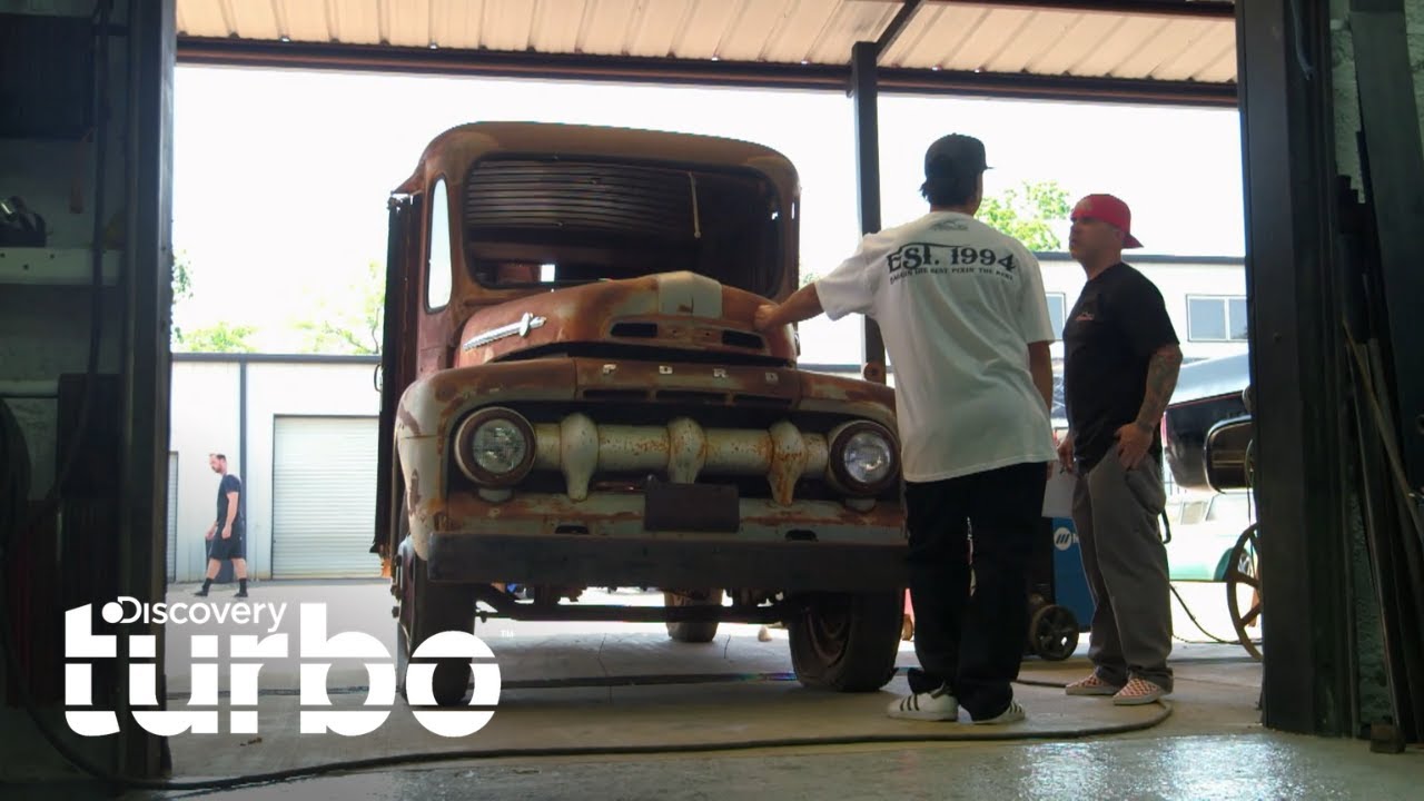 Plan de restauración y personalización del camión Ford lechero | Texas Metal | Discovery Turbo