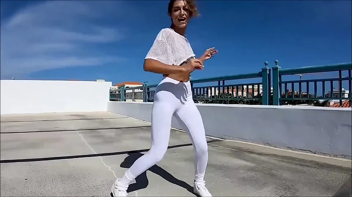 Elvis shuffle