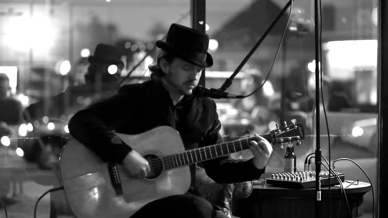 Alan Mearns (winedarksea)