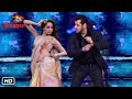 Salman Khan amazing dance hook step of Nora Fatehi's Garmi song with dancers in bigg boss 14