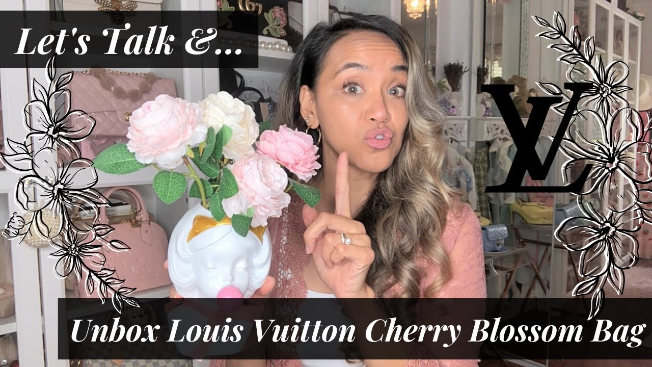 LOUIS VUITTON Cherry Blossom Pochette Accessoires Pouch Rose