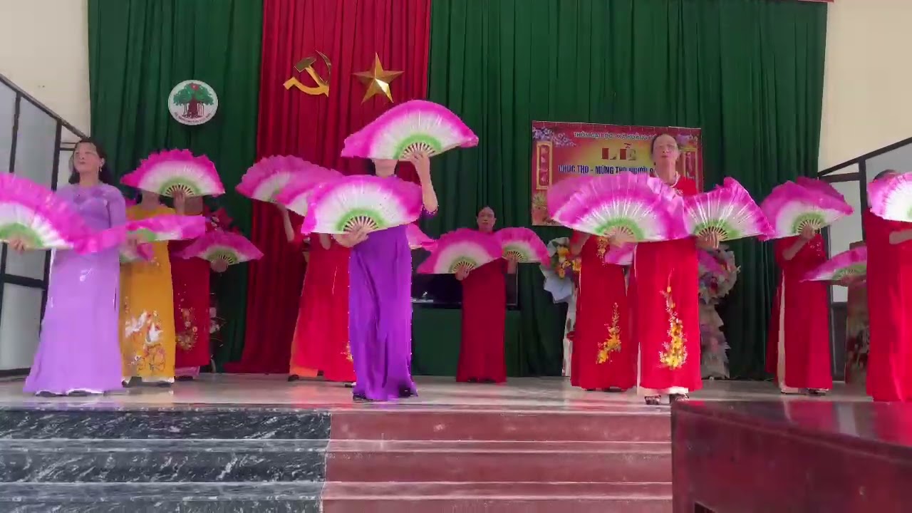 Bài múa: Đầu xuân mừng thọ mẹ cha