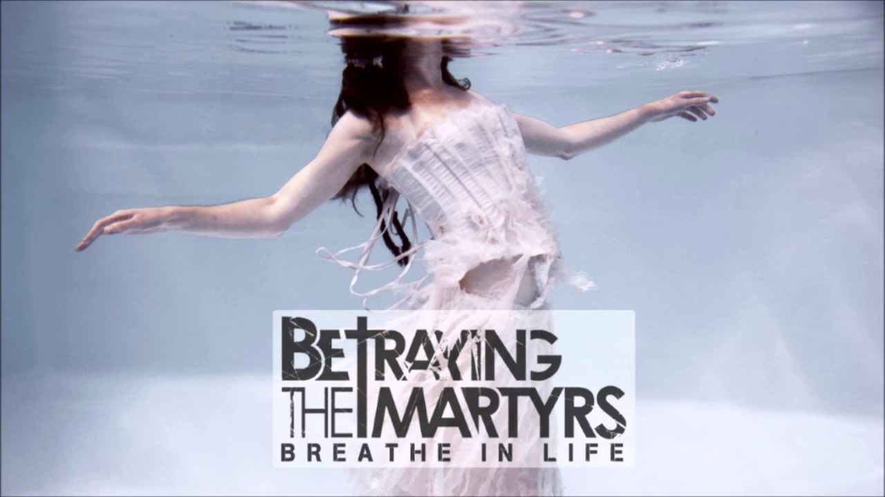 在 YouTube 上观看 Betraying the Martyrs - Because of You (New Song 2011) 在 YouTube 上观看 Betraying the Martyrs - Because of You (New Song 2011)