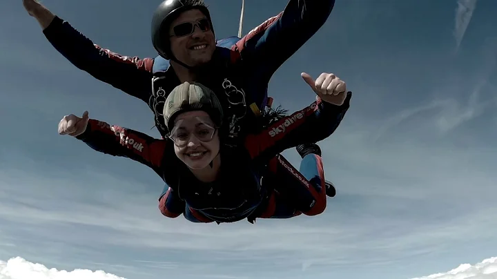 Kelly Bergin's Charity Skydive for @jthospice