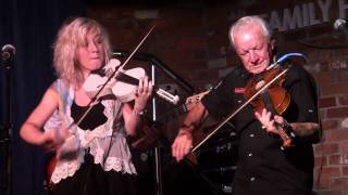 Ashleigh, Brett & Rex Dallas - Cajun Fiddle chords