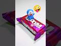 チョコレートブームビスケットを食べてドラえもんのように楽しくドライブしよう😋 Eat chocolate boom biscuits and ride happily Doraemon #shorts