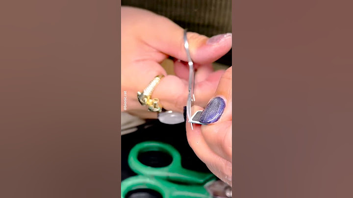 Credit Card Nails DIY Hack
