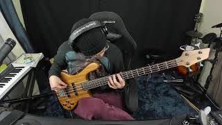 Playing Solo Bass #4