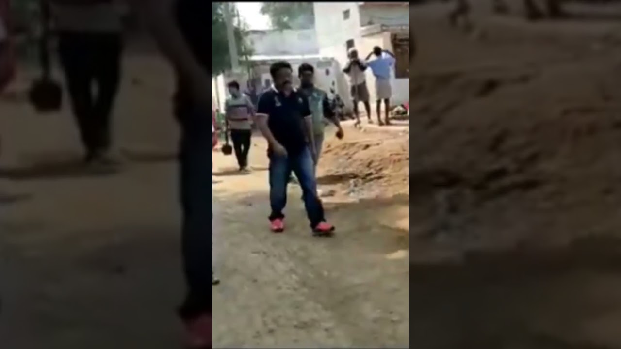 RGV in movie shooting