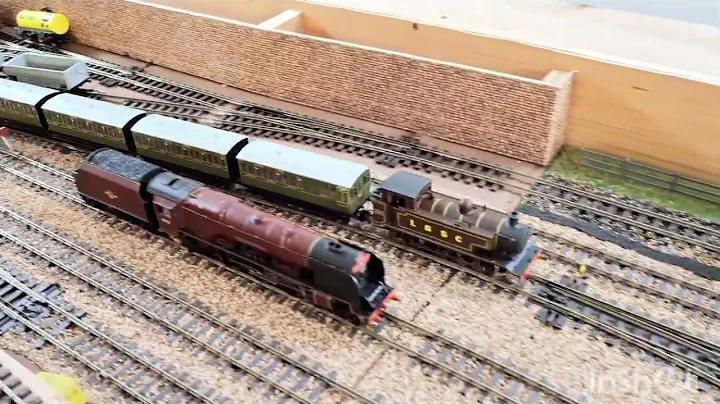 Hornby TT 120 New SR 4 wheeled coaches.