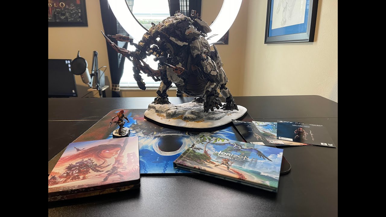 Horizon Forbidden West Collectors Edition Tremortusk and Mini Aloy