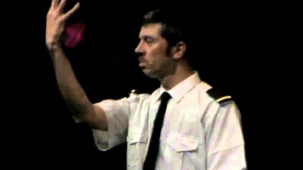 ALESSANDRO BIANCHI CAPITANO MOSCONI 04 aprile 2012 ALLA CLAQUE.mov