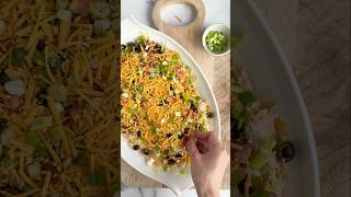 This Taco Dip is so easy! #taco #dip #fooddolls This Taco Dip is so easy! #taco #dip #fooddolls