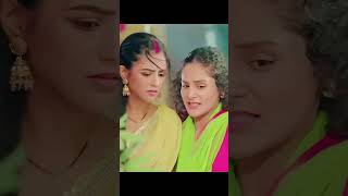 सूरज ईशा के ऊपर गिर गई ❤️ #trending #new #suraj #isha #patibrahmachari #viralshort