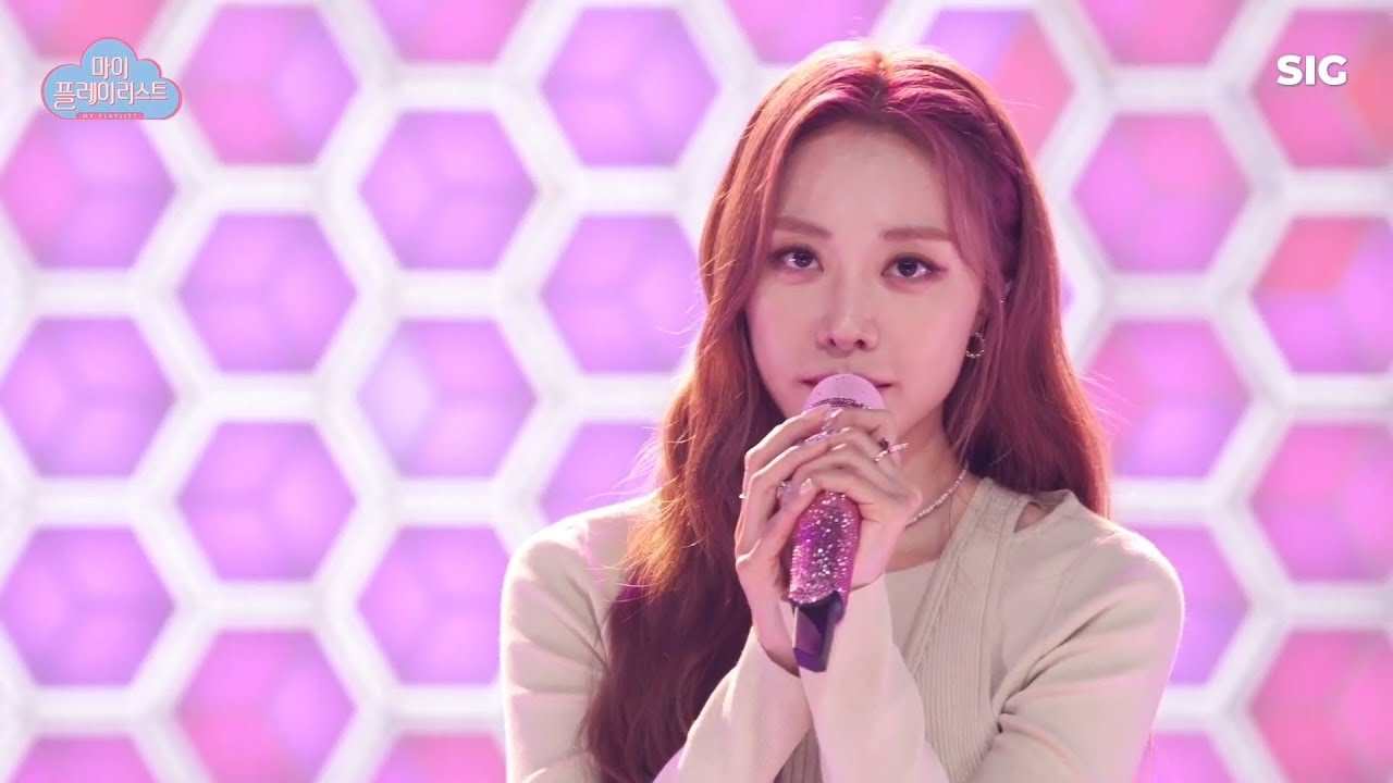 Eunji of Brave Girls (브레이브걸스 은지) - 이 노랠 들어요 (케이시 cover) - YouTube