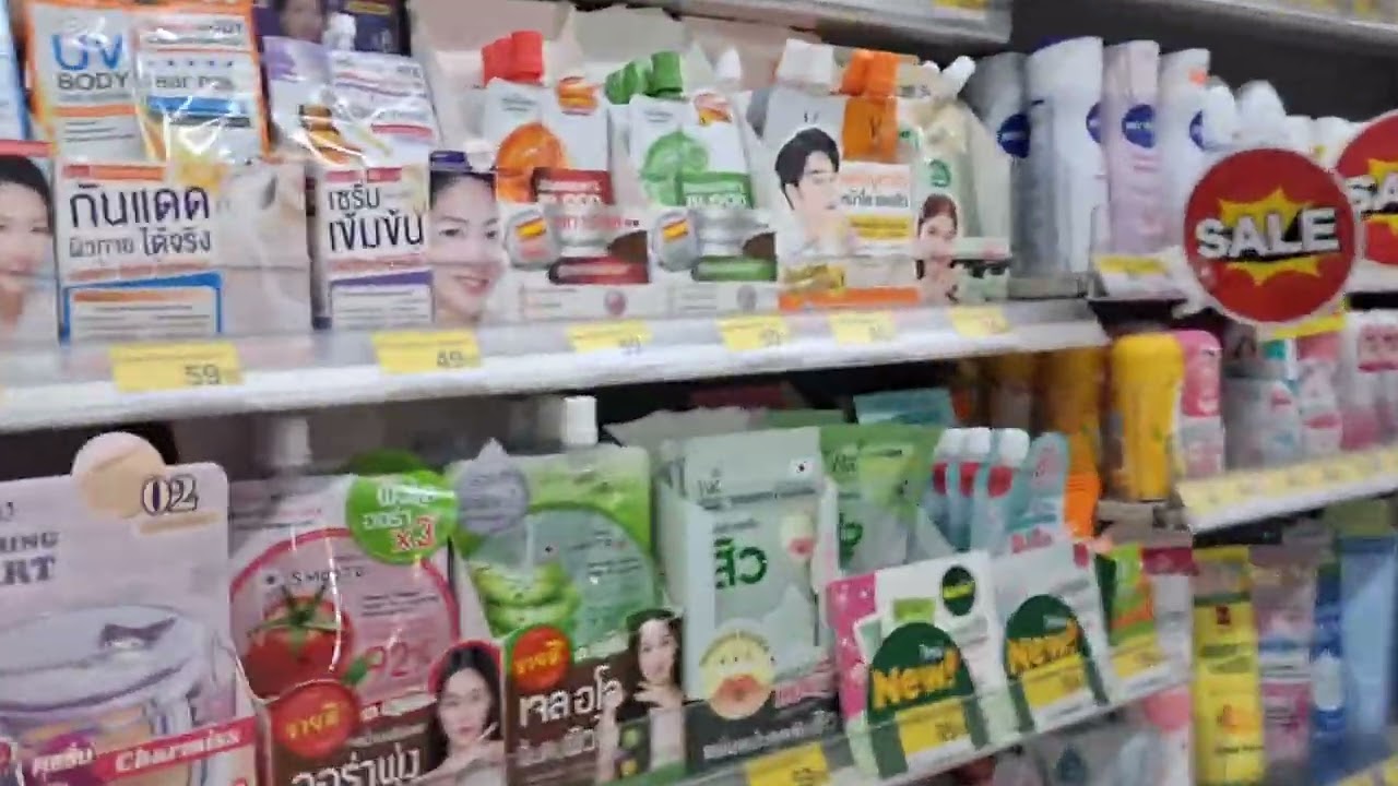 Exploring  local market  (Bangkok)