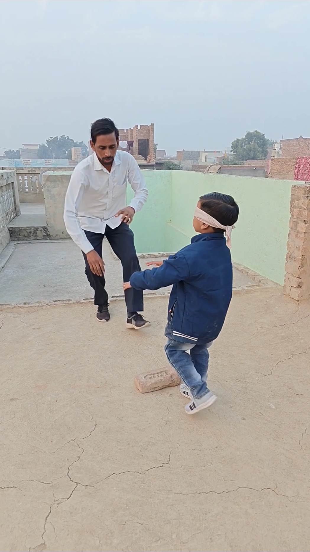 Papa ne Shantanu ko girne se bacha liya ? #shorts