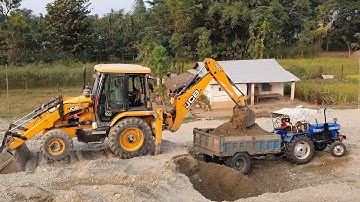 JCB Backhoe Loading Gravel in Tractor - JCB Working on Sandy Place