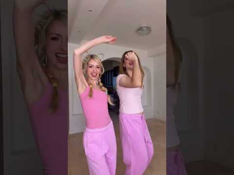 My boyfriend finally came out! 💗 #nataliereynolds #natalie #friends