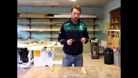 How to use a try square