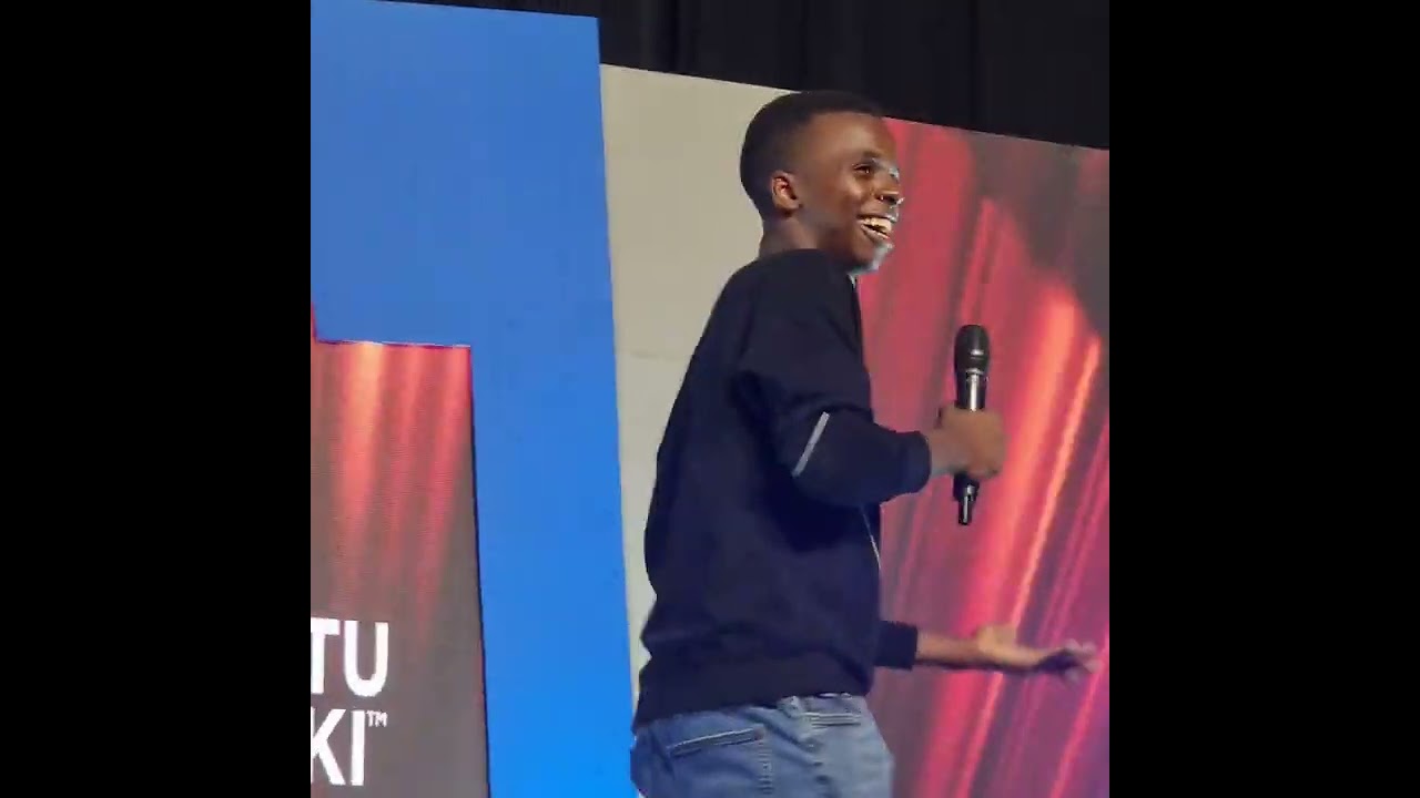 WATUBAKI on stage ni  NEZO  akizungumzia watu wazima kuumbuka   comedy  comedyvideo   comedyshorts