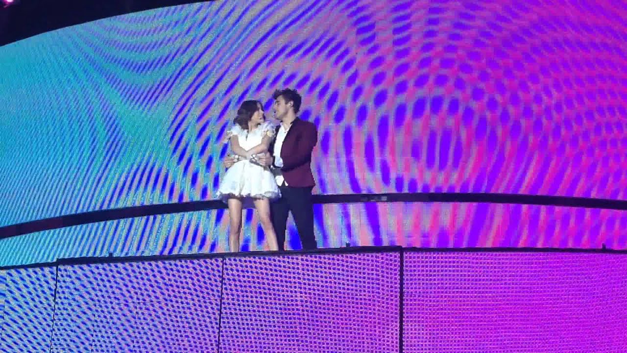 Violetta LIVE 2015 Hamburg - Habla si puedes 2, Abrázame y verás, Are you ready for the ride 1