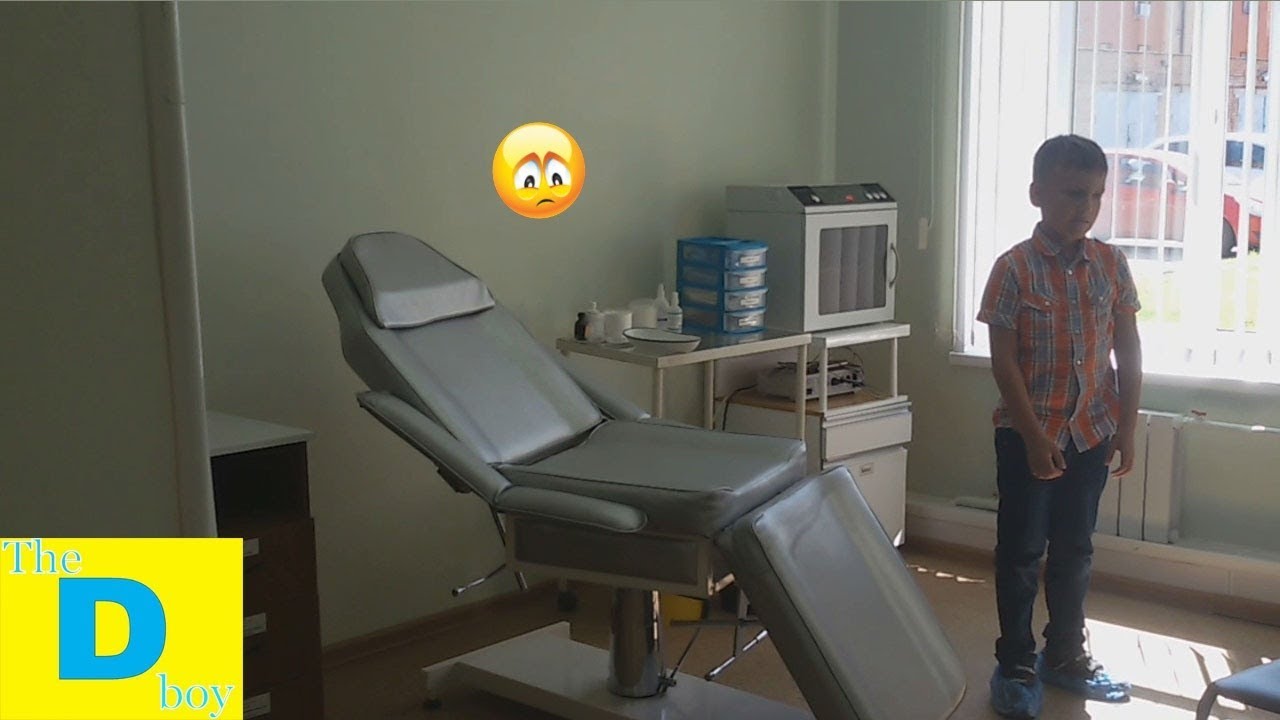 ОЧЕНЬ БОЛЬНО удалять бородавки! Демид плачет..