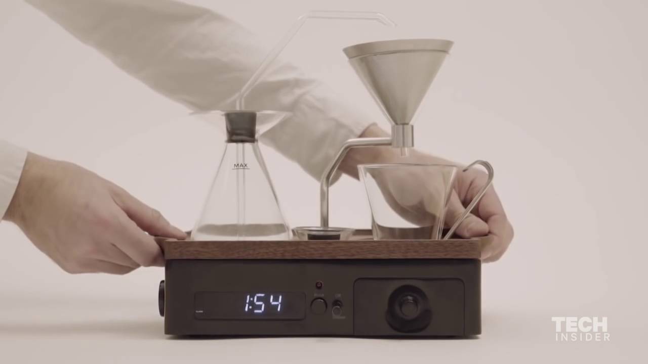 Despertador que te levanta con cafe recién hecho - YouTube