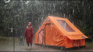 Şi̇ddetli̇ Yağmurda Yeni̇ Şi̇şme Çadirla Kamp