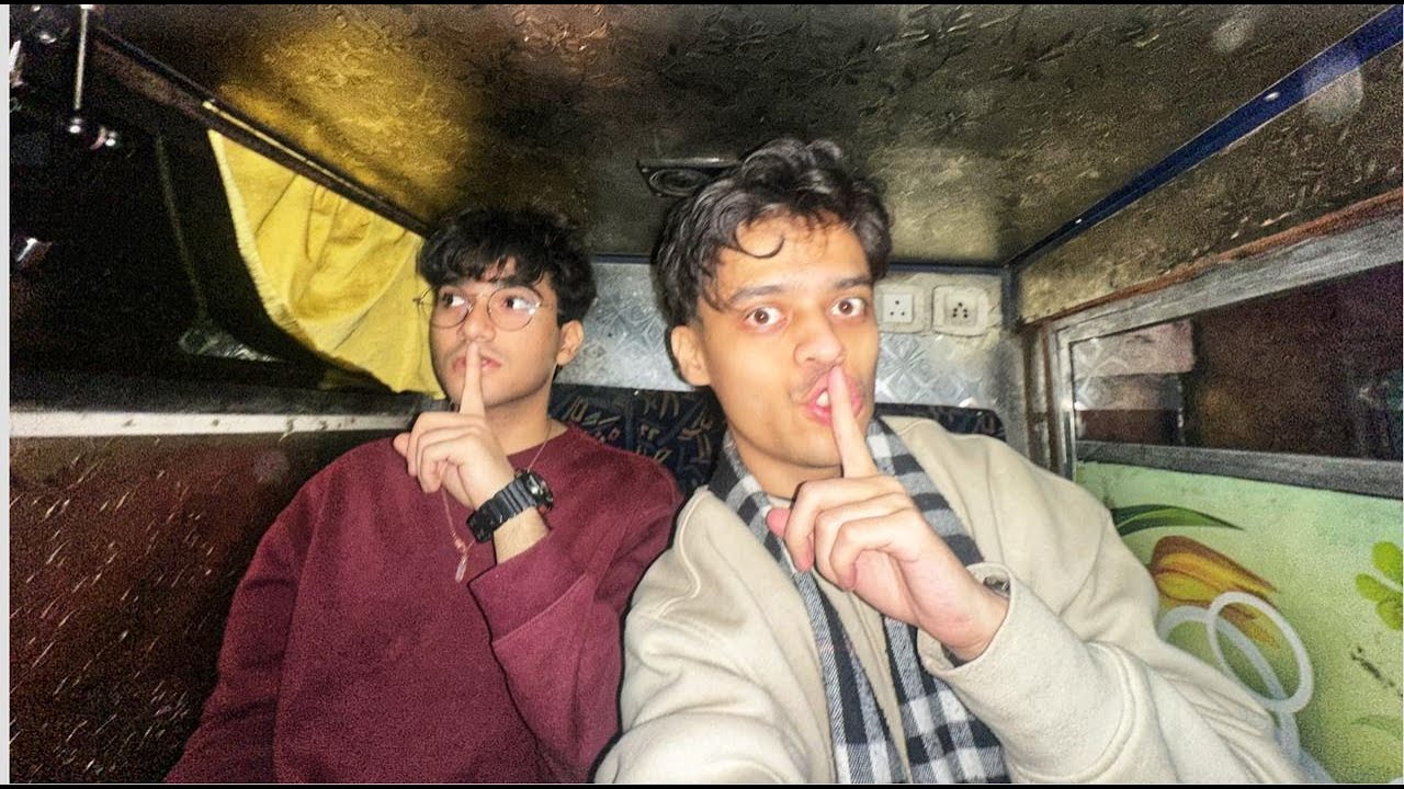 Scary BUS EXPERIENCE (Going to Panku Shaadi) IRL STREAM 🕺⚡️💃