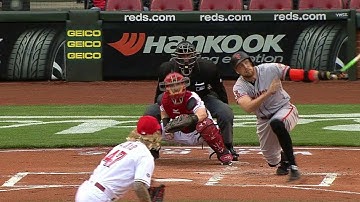 SF@CIN: Pence opens the scoring with an RBI double