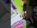 Nazeefa sedang belajar Membaca