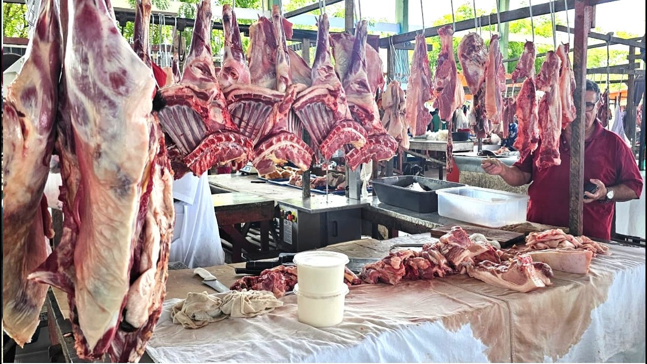 FEIJÃO MADURO E CARNE FRESCA NO NORDESTE BRASILEIRO