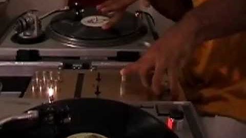 Expression :: NYU Student Doc on Dj Raedawn *Freestyle Skratch sesh* (1999)