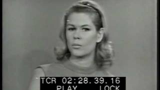 Elizabeth Montgomery talk show interview from 1966