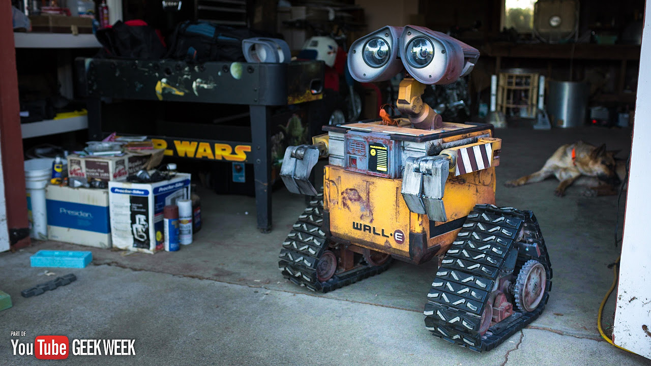 Making a Real Life Size Wall E Robot