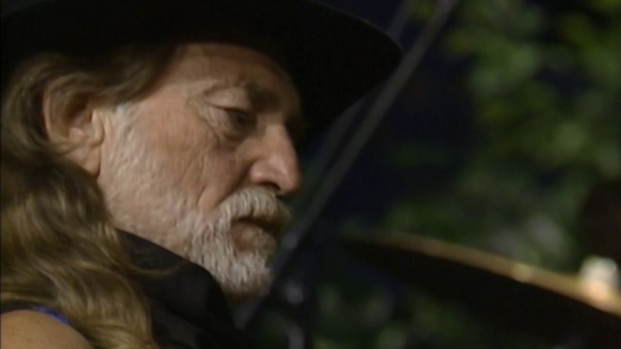 Willie Nelson "Bloody Mary Morning" [Live from Austin, TX] YouTube