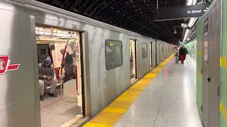 A Northbound Toronto Rocket TTC Train on line 1 Arriving & Departing St. Patrick Stn (Feb 1st, 2023)