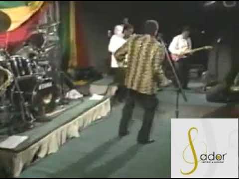 Neway Debebe Live With Demera Band