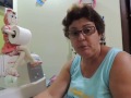 Boneca segura Papel higiênico ( Parte 1 ).