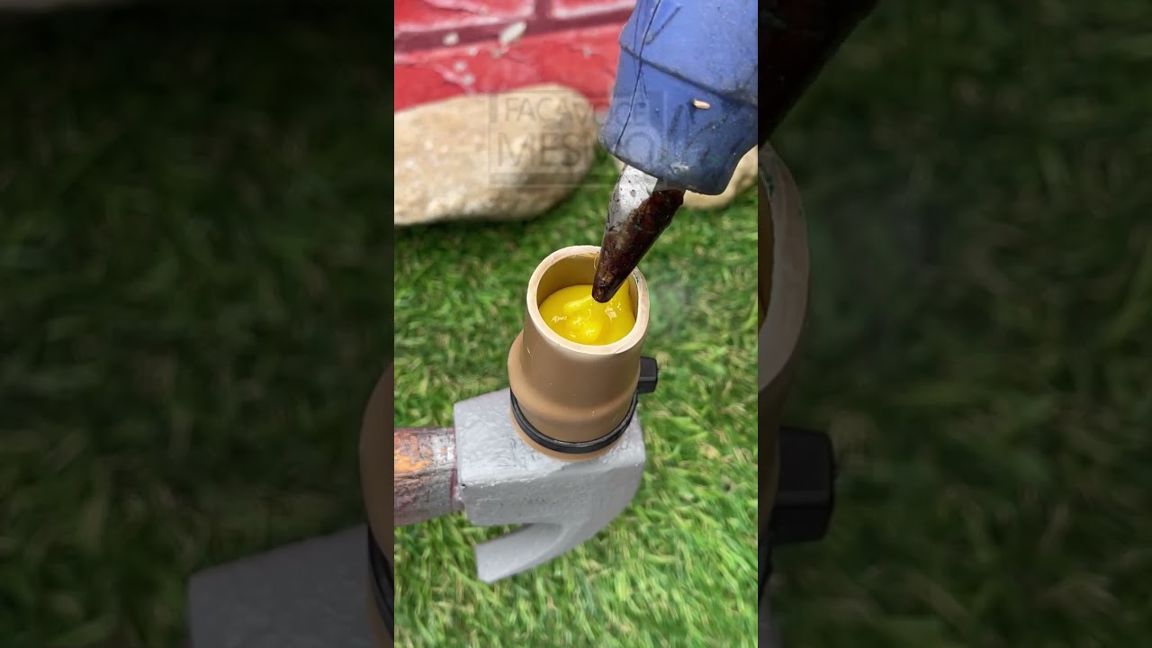 A piece of pipe fitted on hammer, and thus the perfect tool was born 