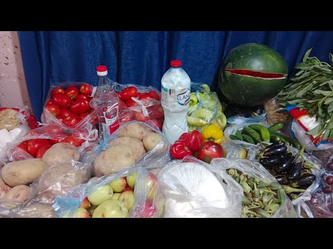 مشتريات السوق والاسعار الخضار والفواكه حلوه جدا جدا يعني لو مصروفك بسيط هتعمري بيتك من كل حاجه 🥰🥰